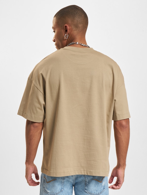 Sequoia Graphic Chest-1