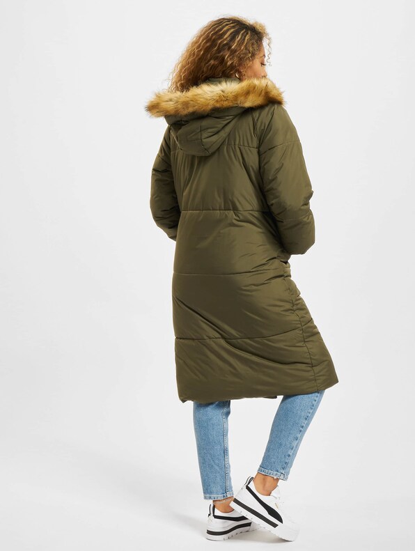 Oversize Faux Fur-1
