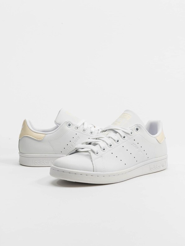 Stan Smith -0