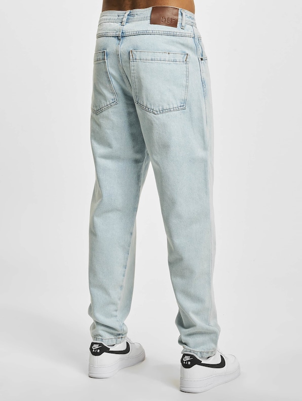 Tapered Loose Fit -1