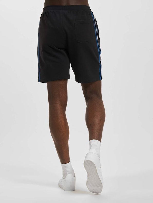 Sergio Tacchini Lista Shorts Black/Strong-1