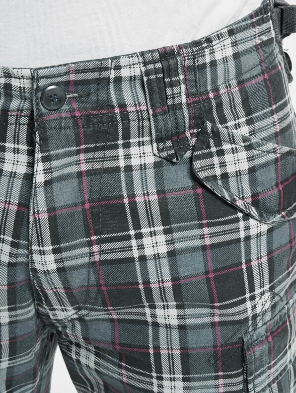 Industry Vintage 3/4-3