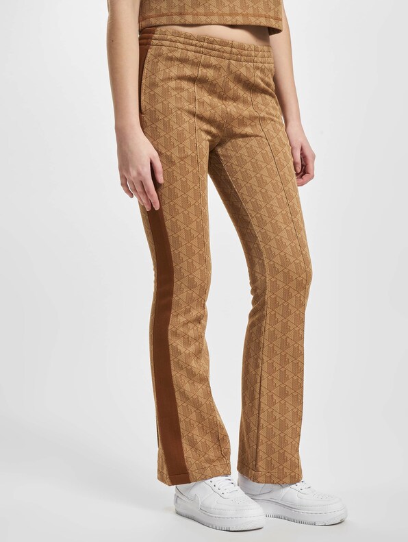 Lacoste Monogramm Sweat Pants-2