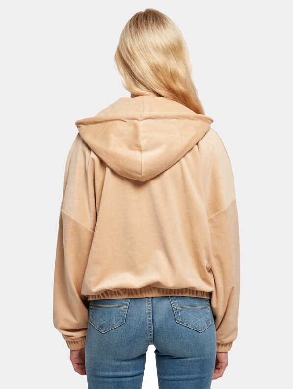 Chest Signature Velvet Logo-1