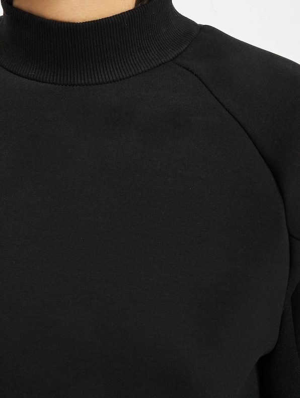 Ladies Interlock Short-3