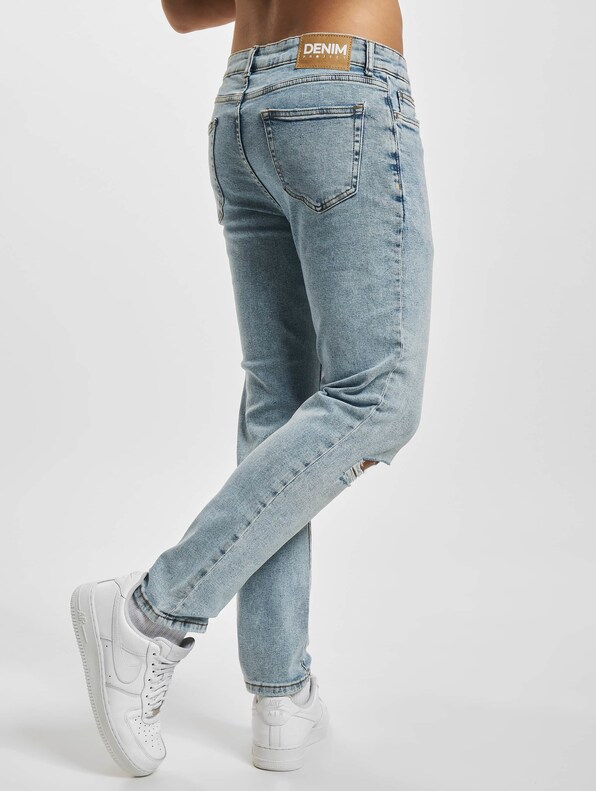 Dprecycled Destroy Slim Fit-1