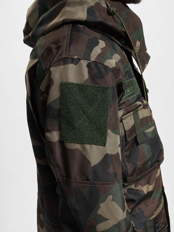 Performance Outdoor-8