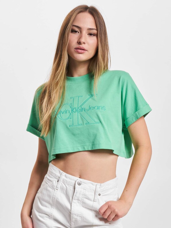Monologo Cropped -2