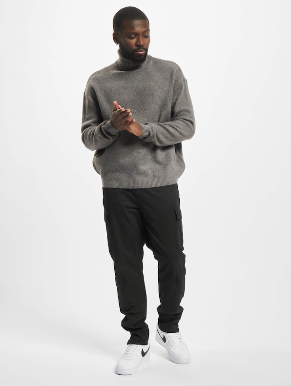 Oversized Roll Neck-4