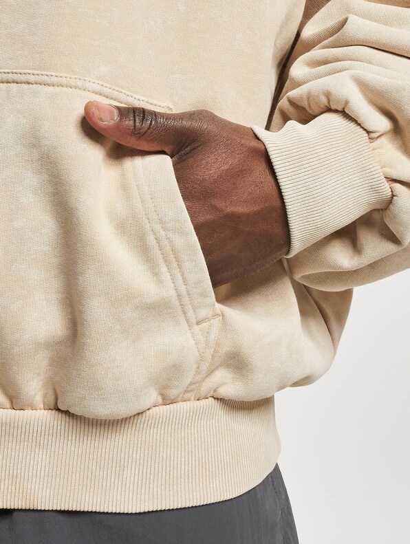 Small Signature Heavy-4