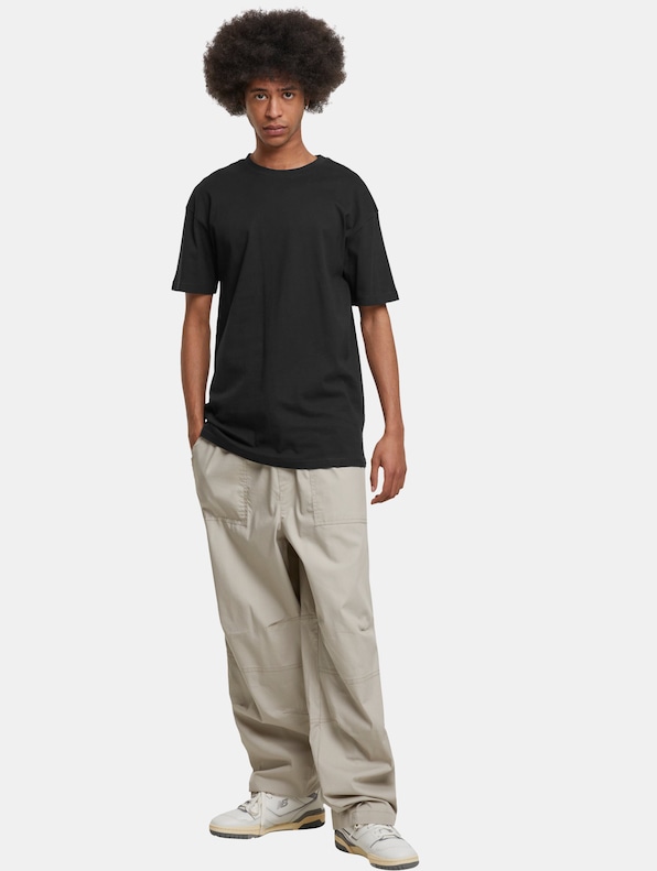 Urban Classics Loose Fit Pants With Darts-5