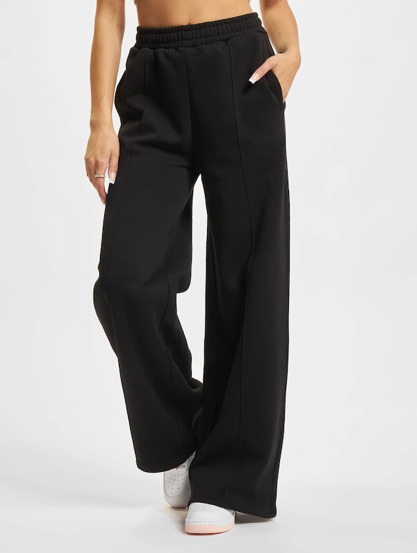 Ladies Straight Pin Tuck-0