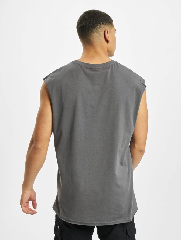 Open Edge Sleeveless-1
