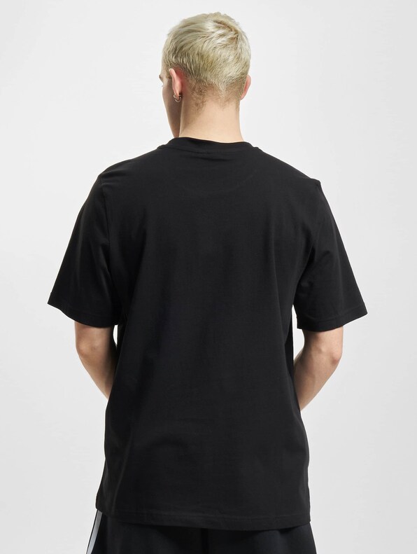 Originals Essential-1