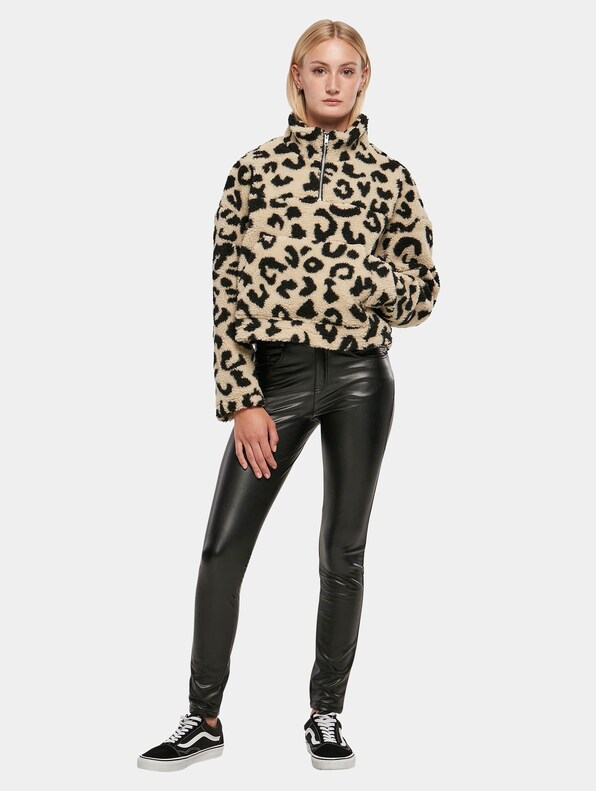 Ladies Short Aop Sherpa-3