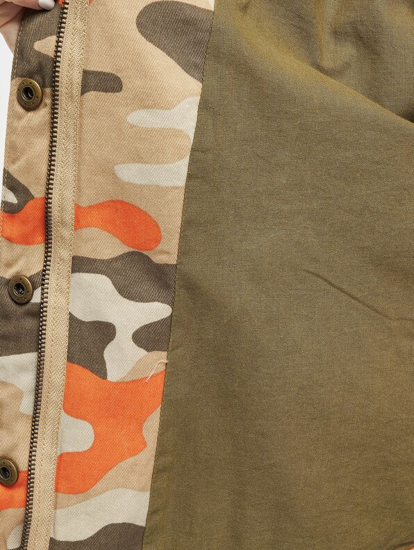Ladies Oversized Camo-4