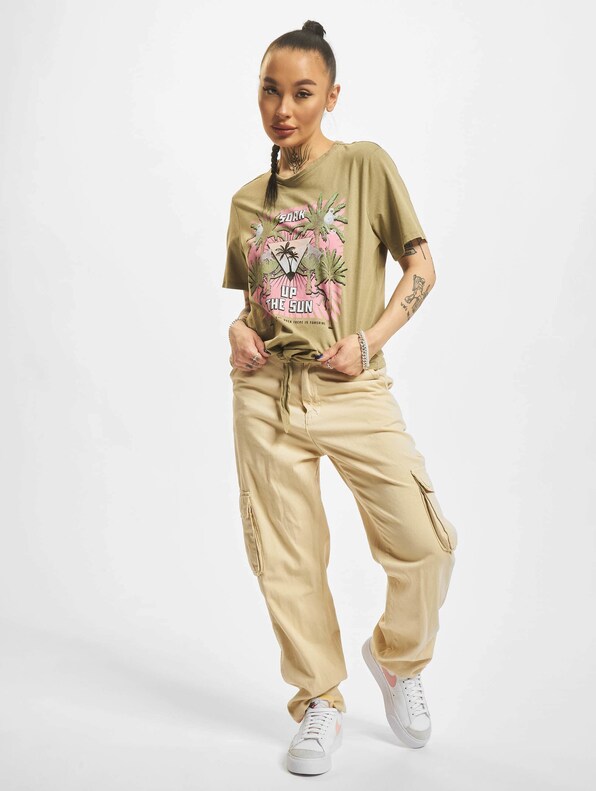 Lucy Reg Palms Knot Boxy-5