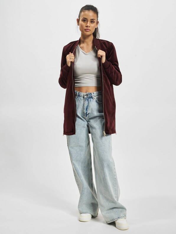 Rib Cropped-5