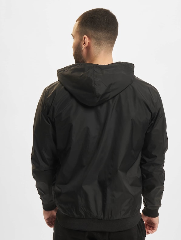 Contrast Windrunner-2