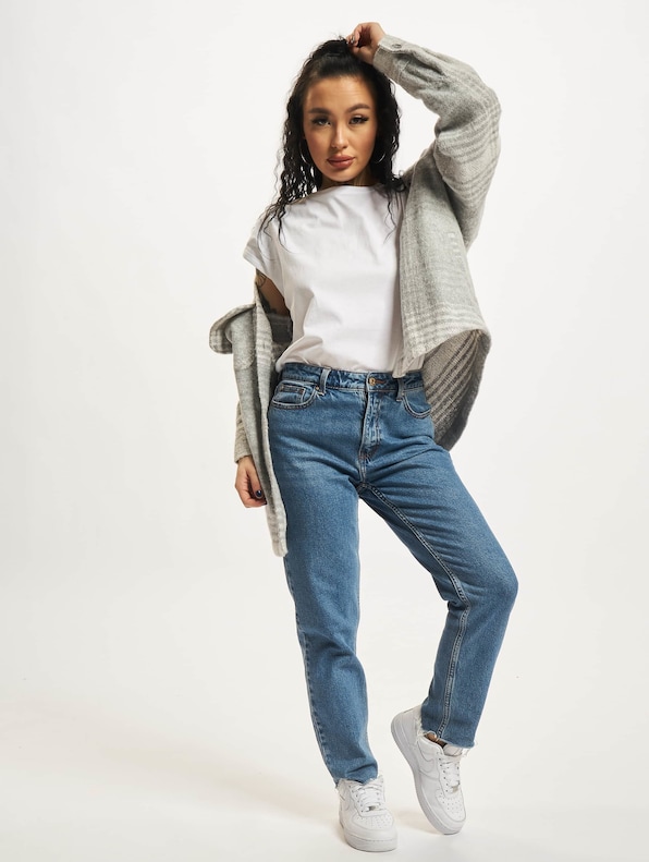 Extended Shoulder -3